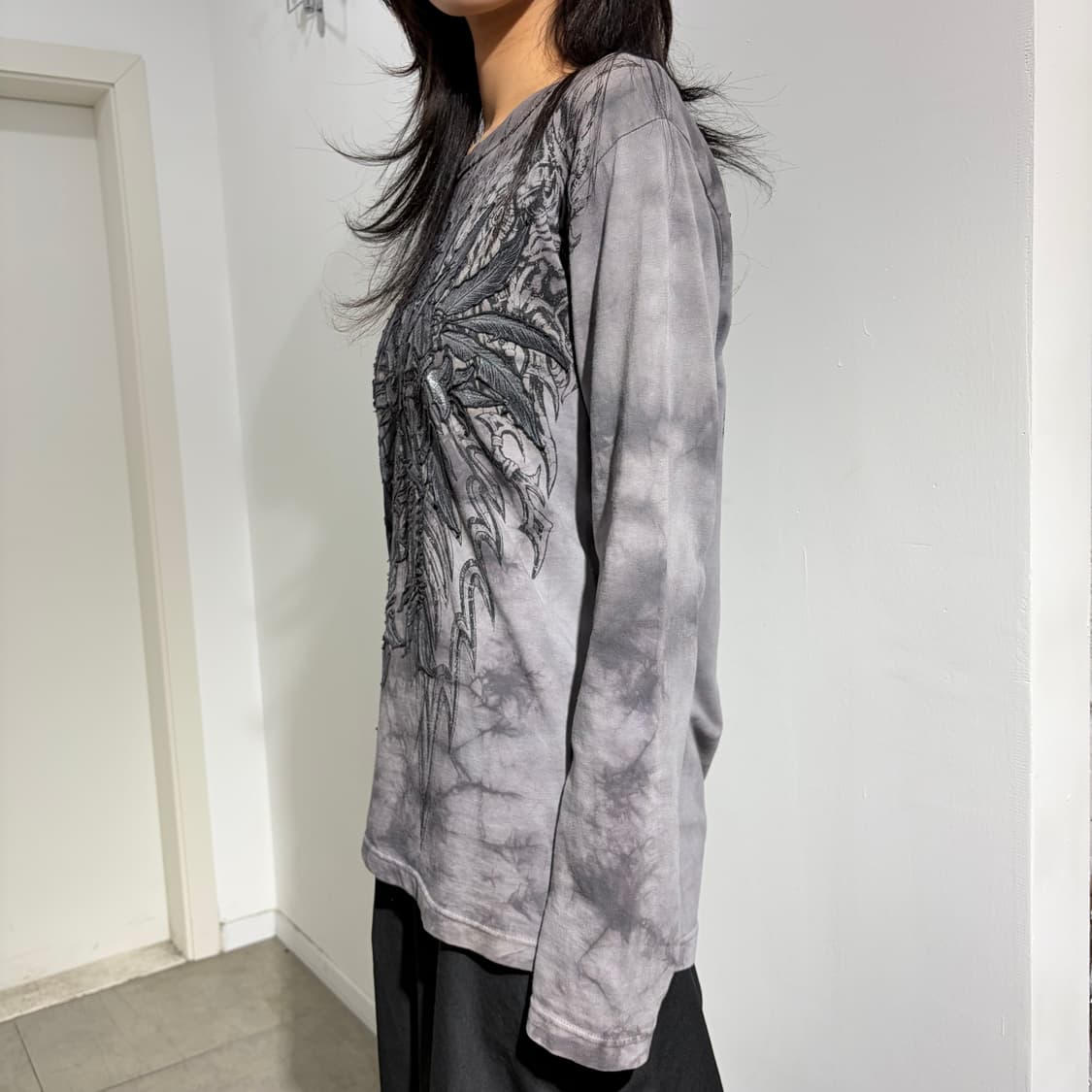 버커루 y2k 프린팅 그레이 긴팔 티셔츠 상품이미지2