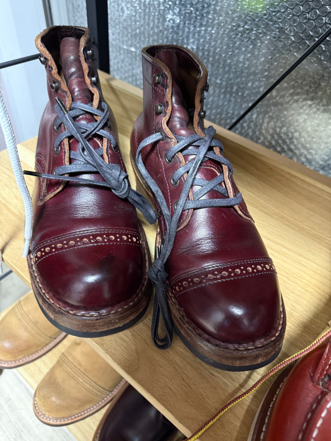 화이츠부츠 버건디 세미드레스 6e 상품이미지1