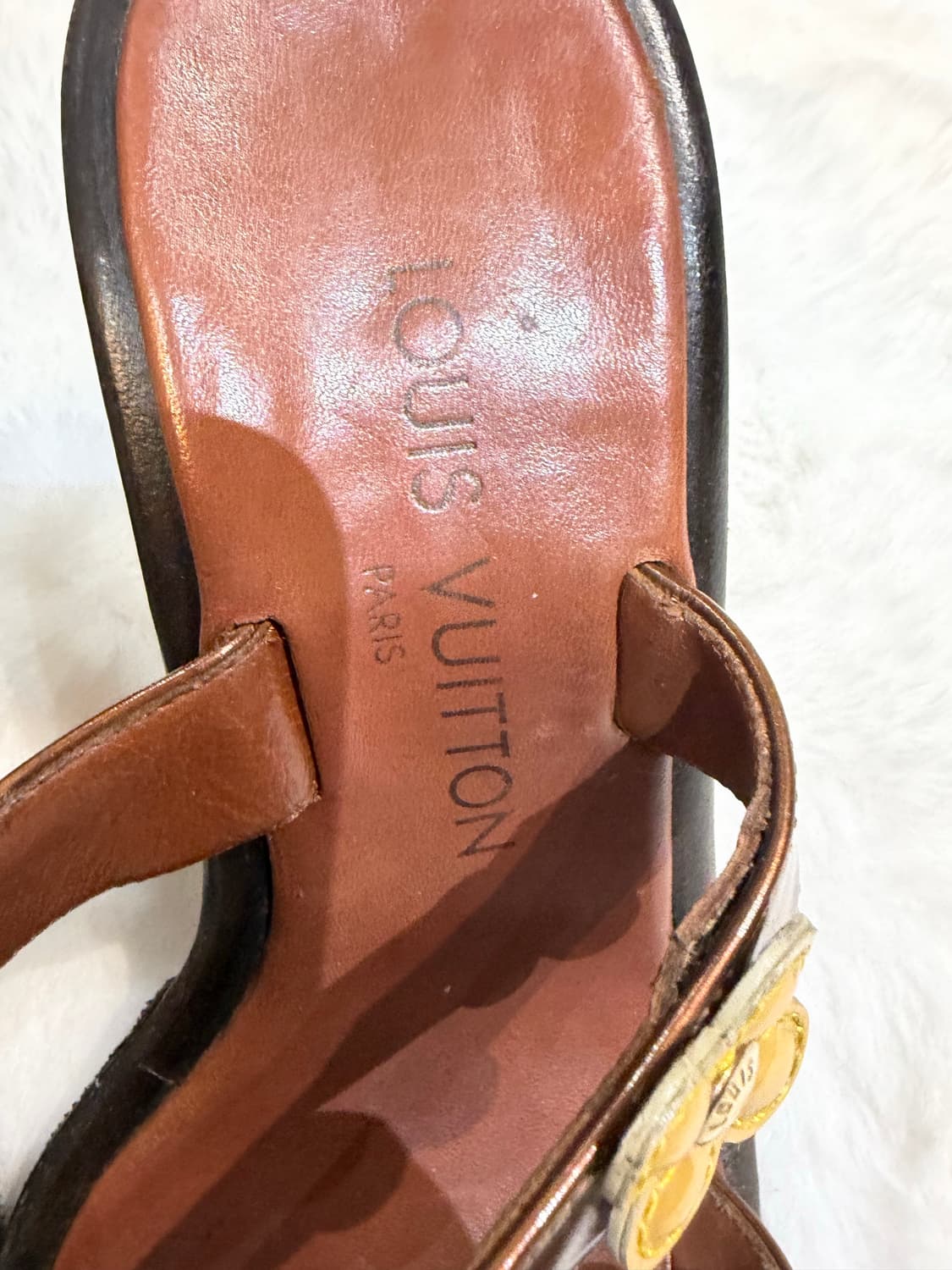 루이비통 플라워 장식 브라운 샌들 상품이미지2