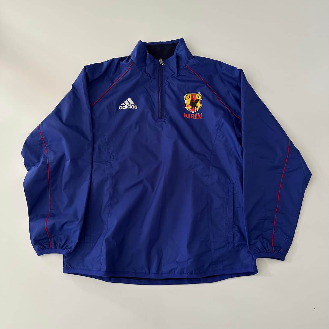 아디다스 기린 adidas kirin 로고 리버시블 웜업 상품이미지1