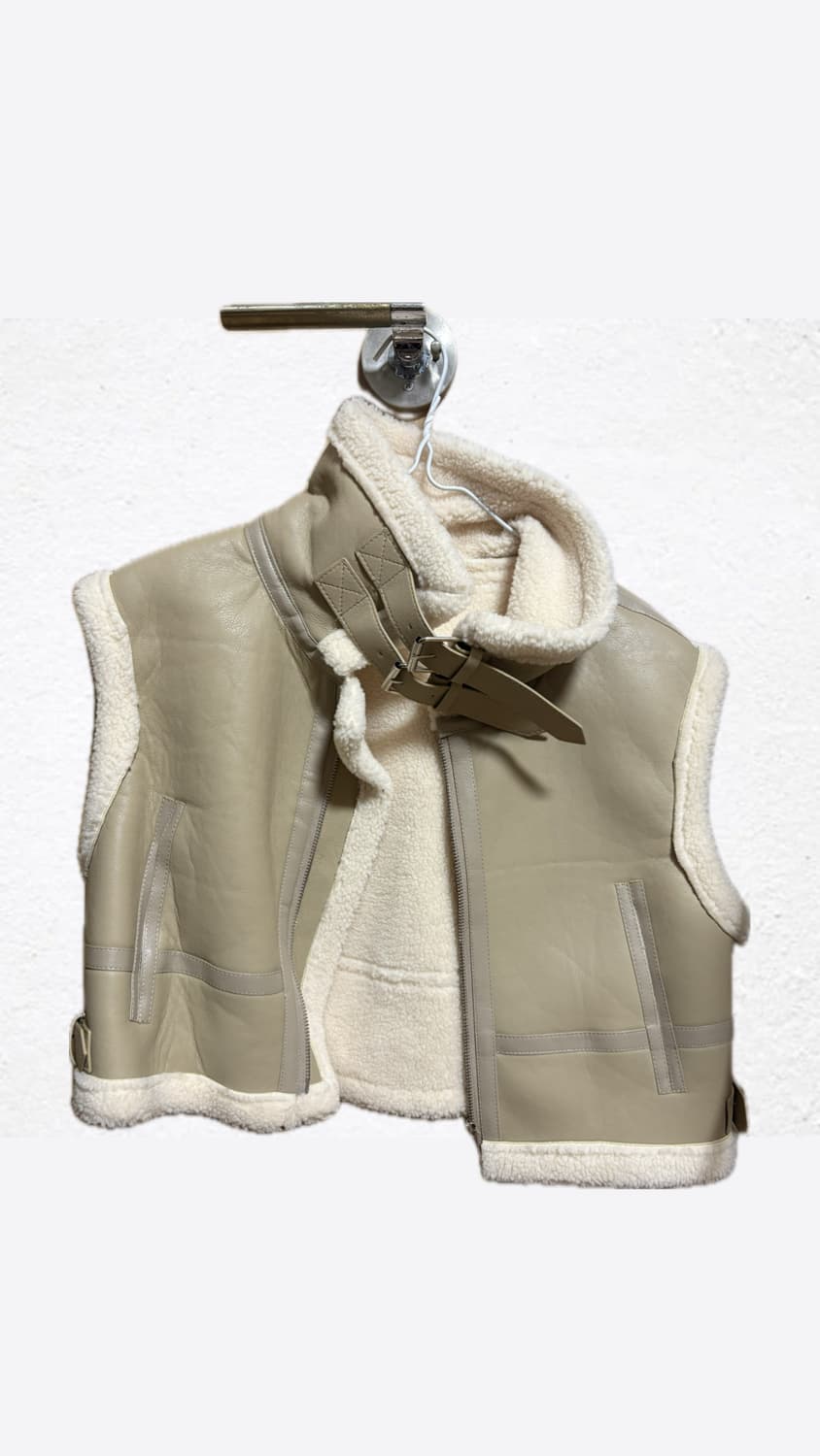 페이크 레더 가죽 무스탕 조끼 베이지 상품이미지1