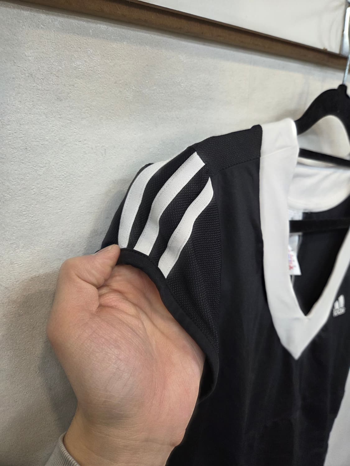 아디다스 일본판 올드스쿨 빈티지 메쉬 기능성 삼선 민소매나시 m 상품이미지9