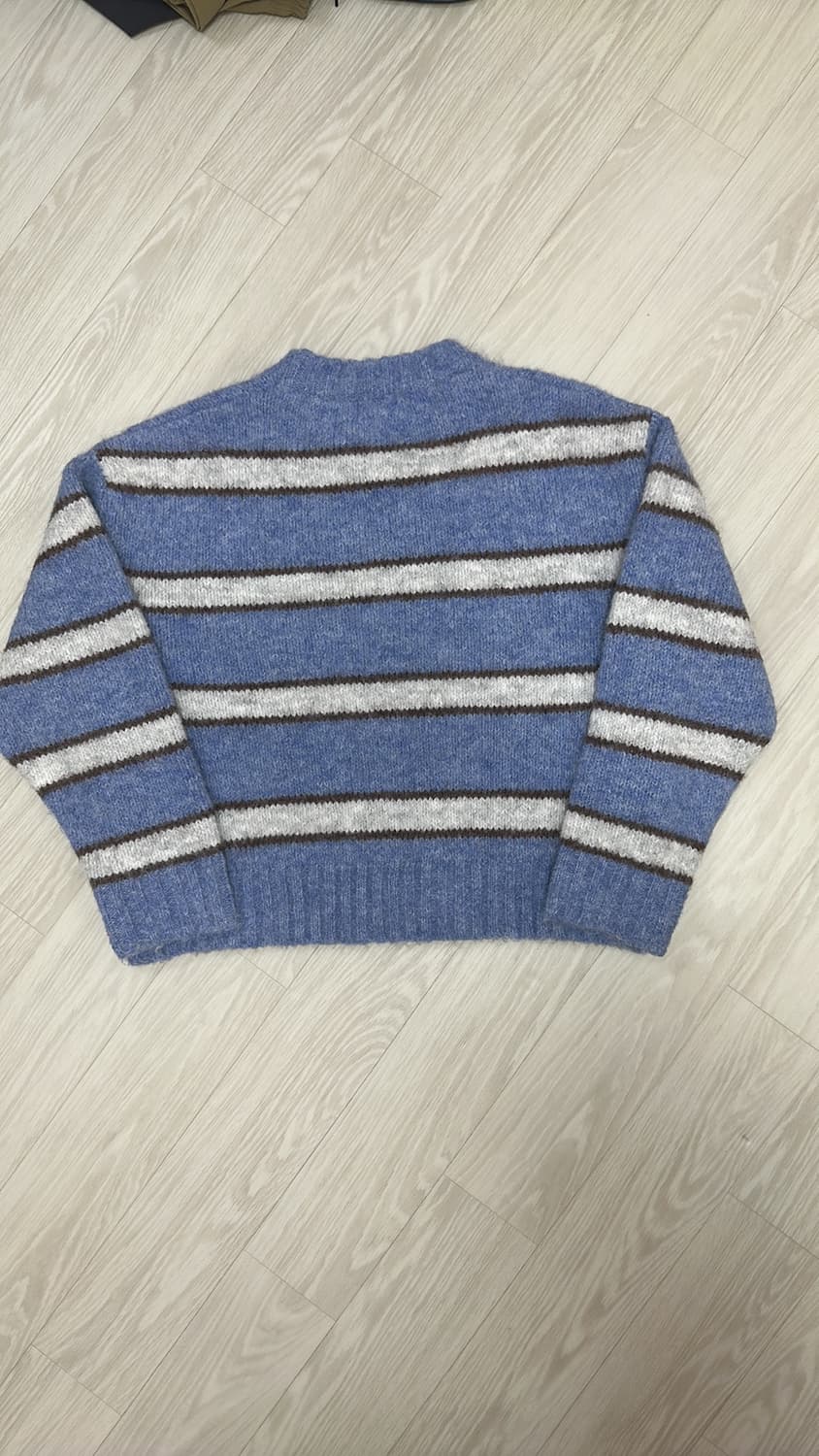 마조팩토리 폴라 스트라이프 니트 스카이블루 상품이미지6