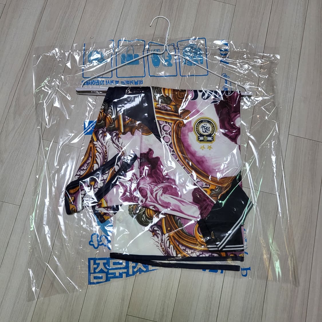 23FW 팔라스 홀리 그레일 저지 버건디 Palace Holy Grail 상품이미지6