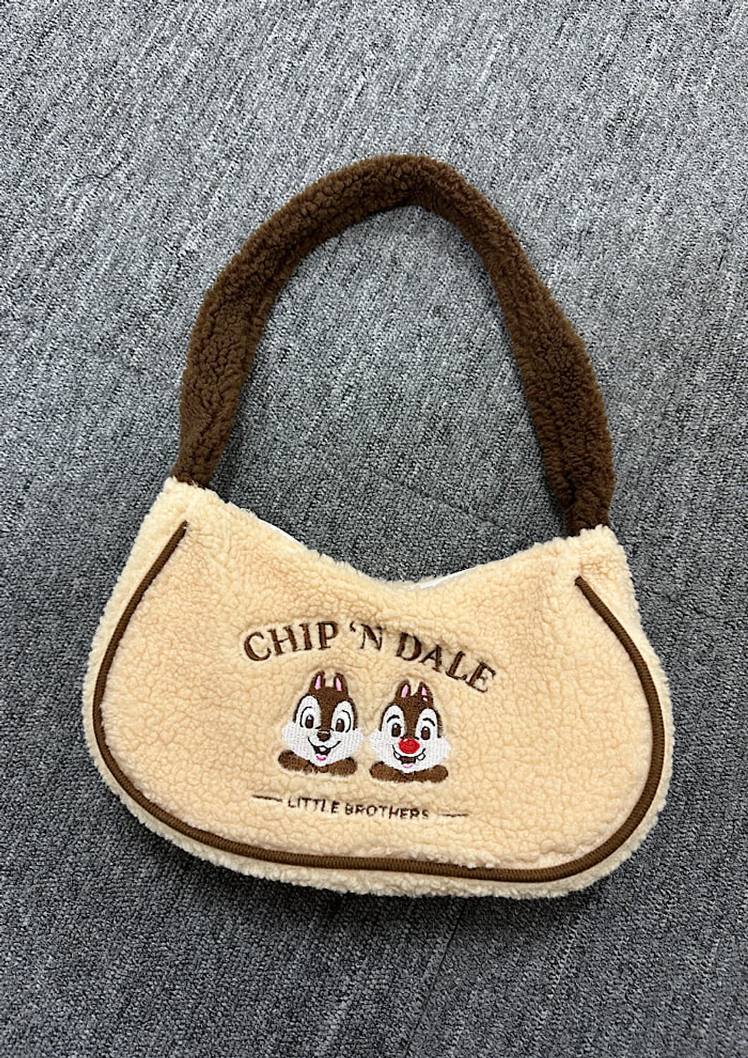 디즈니 칩앤데일 숄더백  상품이미지1