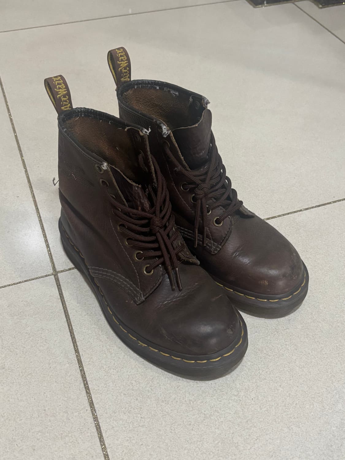 닥터마틴 1460 8홀 브라운 워커 부츠 230 상품이미지1