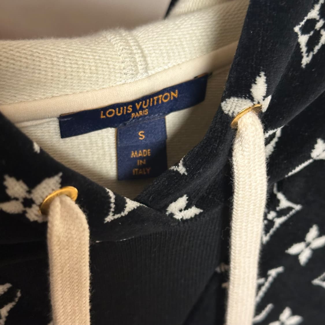 [S사이즈]루이비통 모노그램 코튼 타월링 후드티 상품이미지3