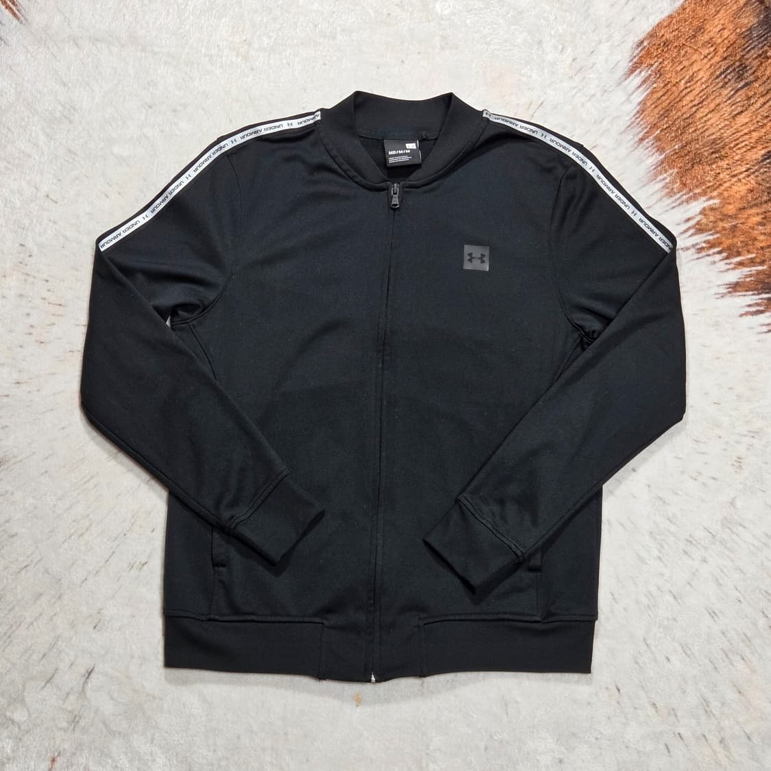 언더아머 블랙 져지 상품이미지1