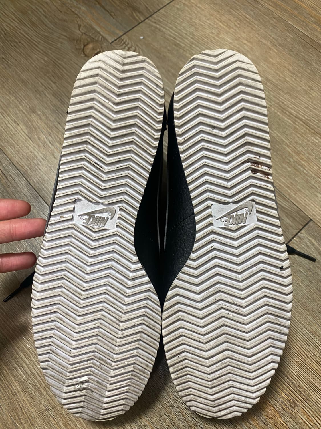 나이키 클래식코르테즈 레더블랙다크그레이 상품이미지4