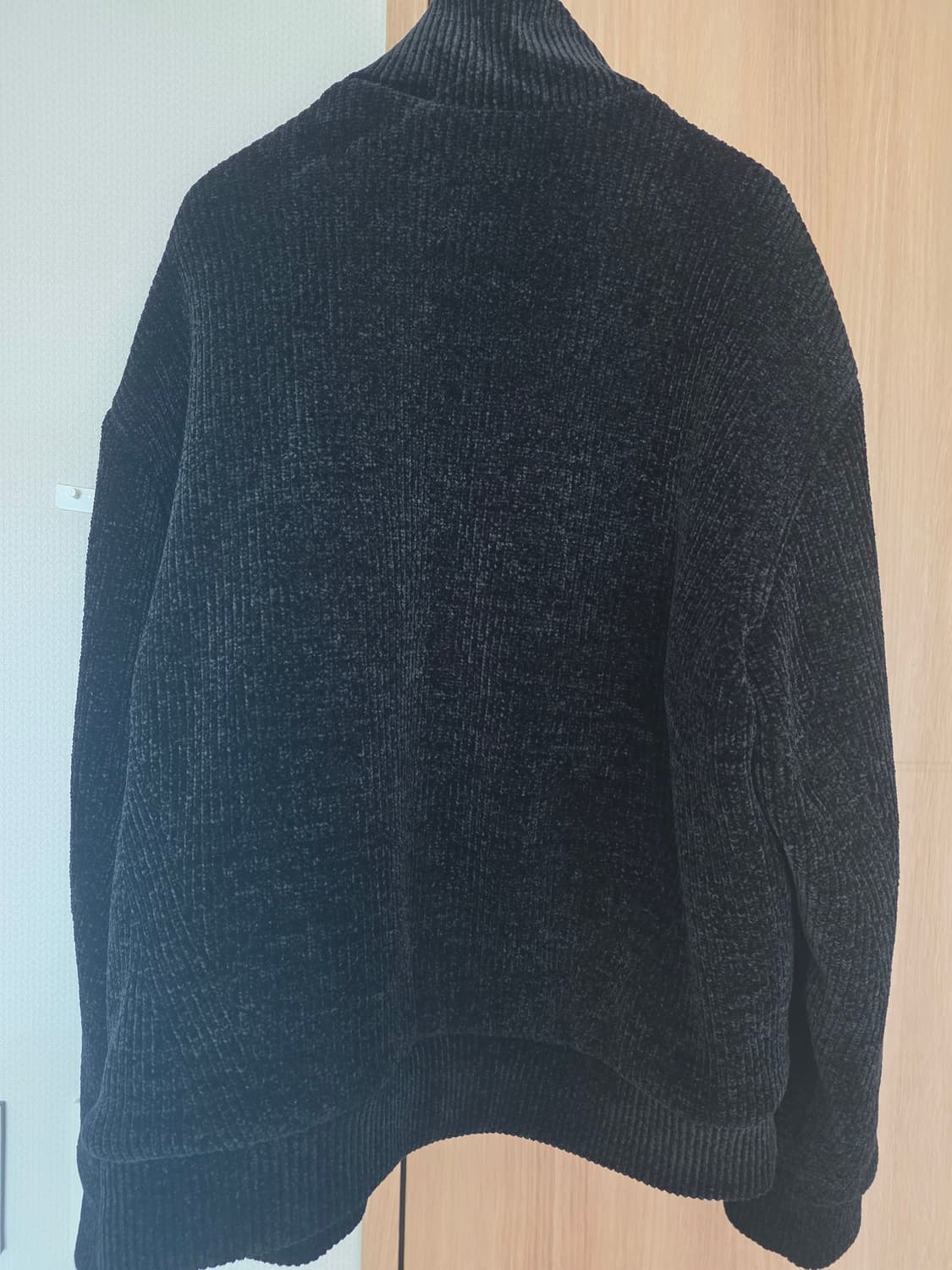 솔리드옴므25fw 벨벳 니트패딩 52 상품이미지2