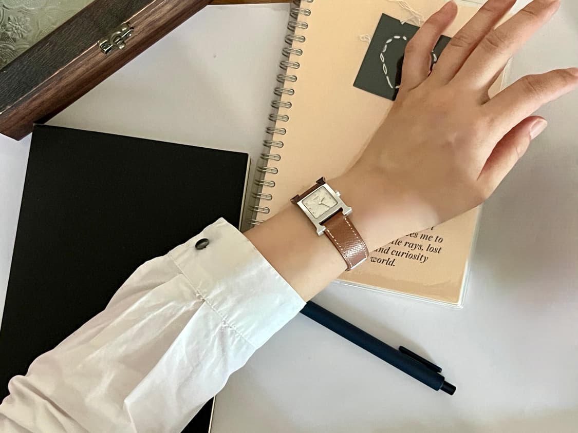 HERMES h아워 PM 레더 스트랩 에르메스 시계 상품이미지10