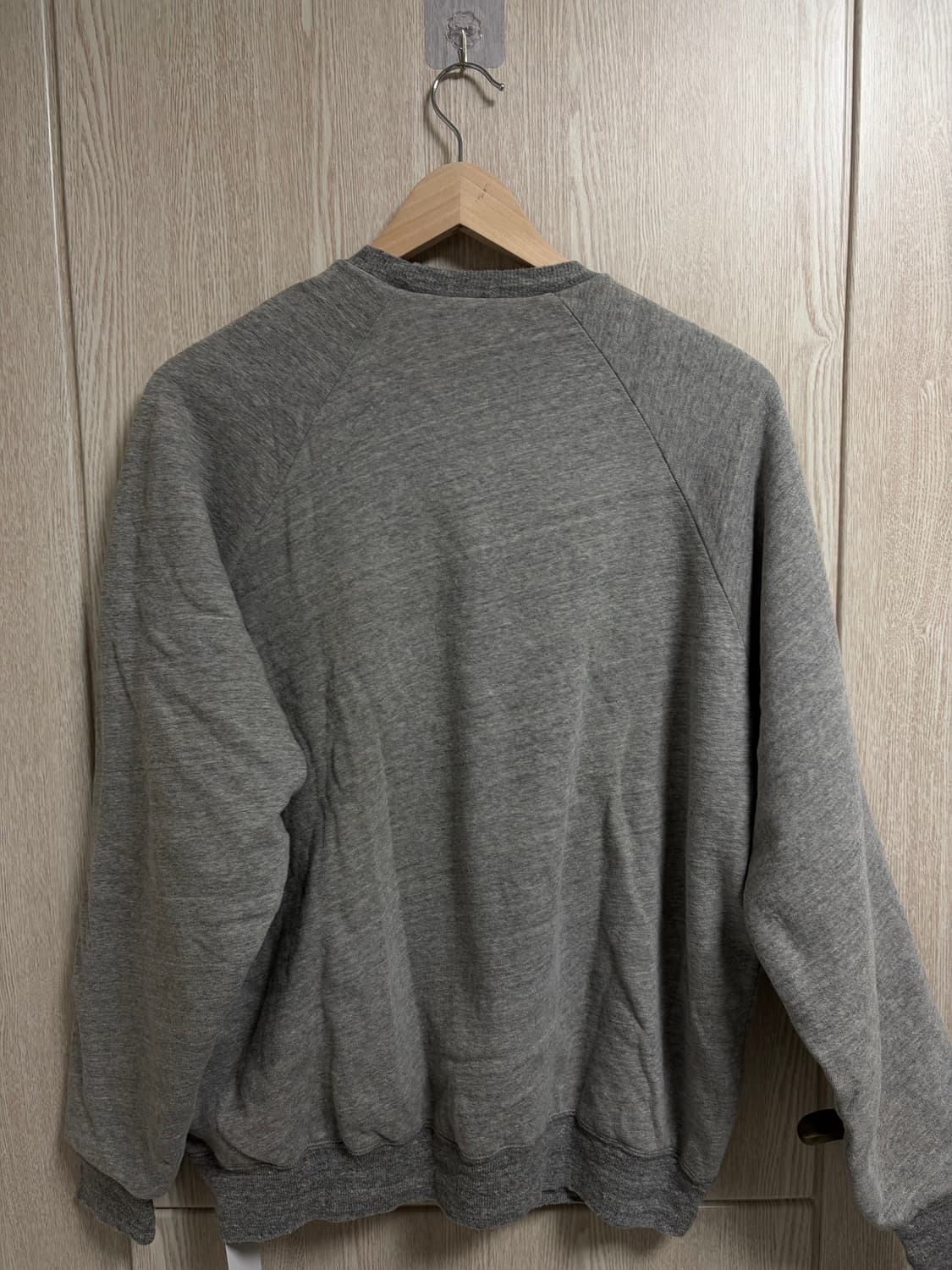 아프레쎄 26SS 빈티지 라이트 웨이트 리버시블 스웨트셔츠 그레이 네이비 상품이미지5