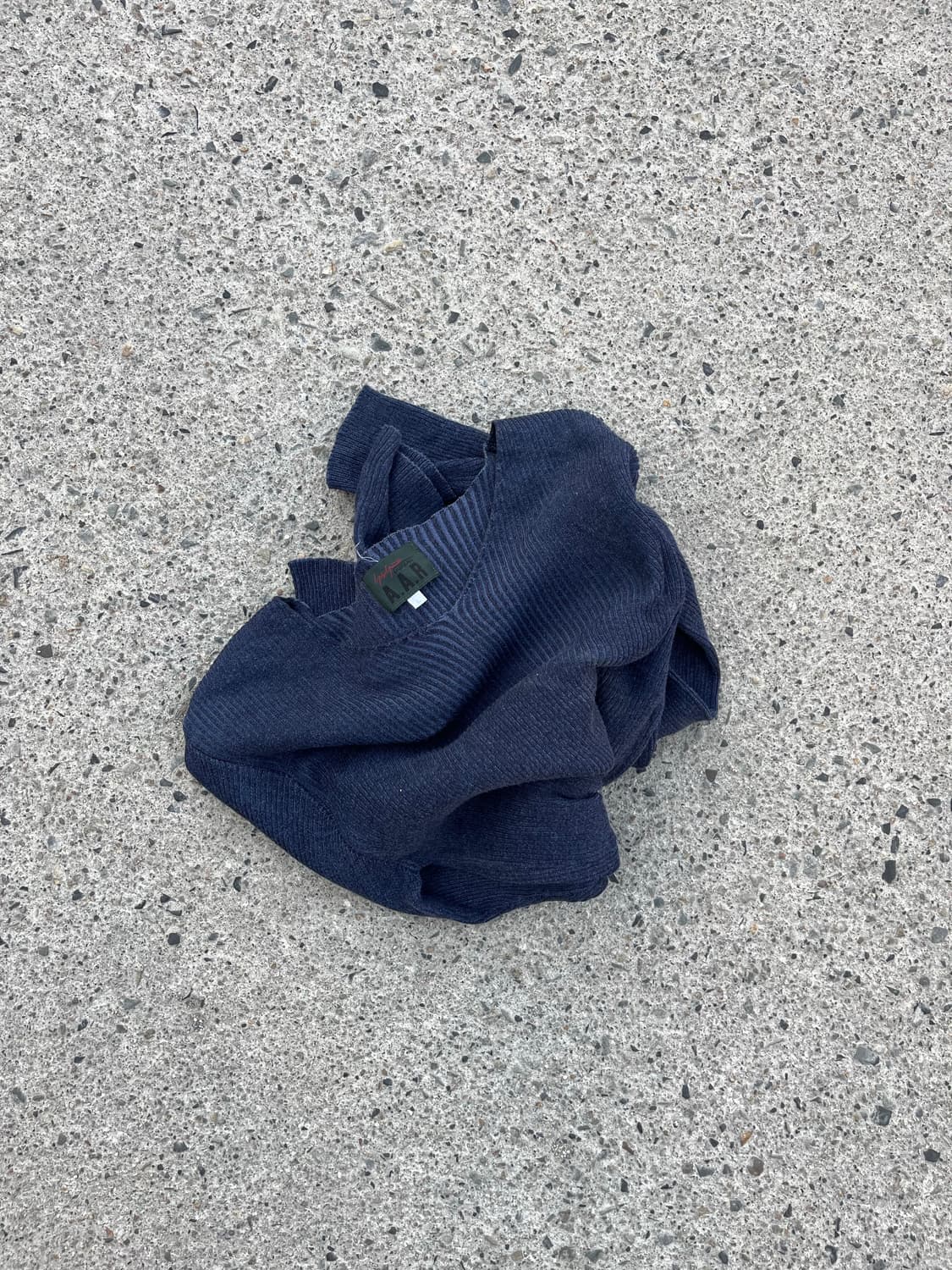 AAR BY YOJI YAMAMOTO 브이넥 블루컬러니트 상품이미지1