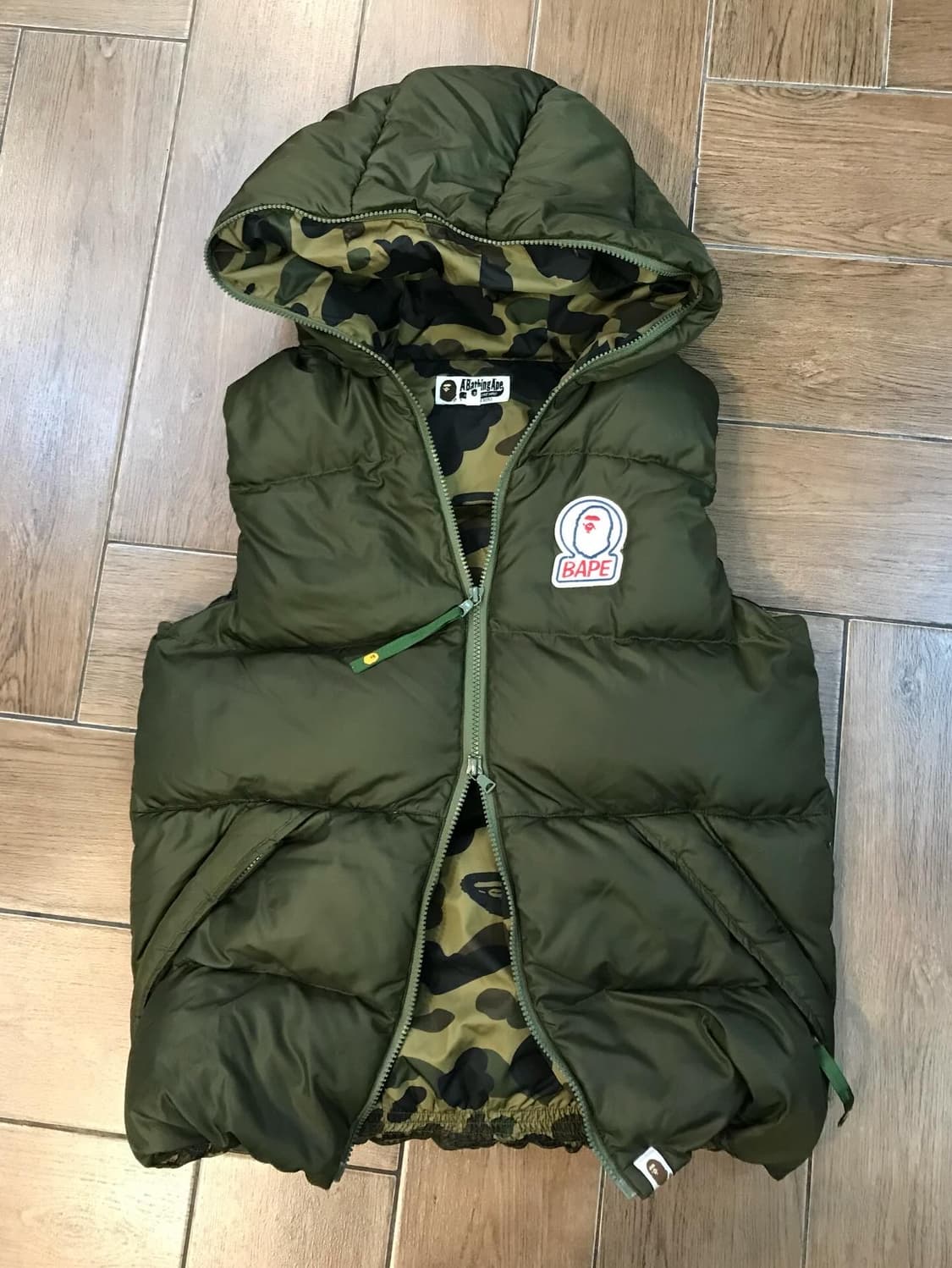 Bape Khaki Logo Two-way Padded Vest 상품이미지6