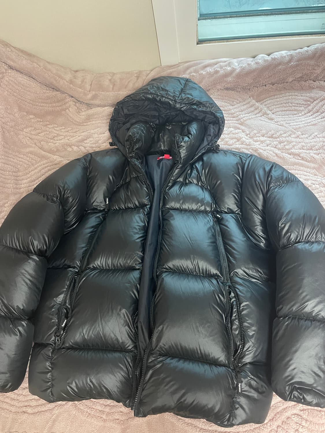 23fw 슈프림 페더웨이트 다운 퍼퍼 블랙 패딩M 상품이미지1