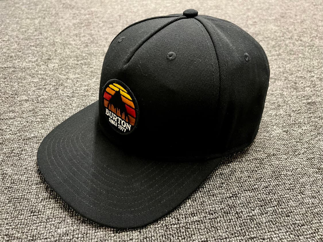 버튼 블랙 스냅백  상품이미지1