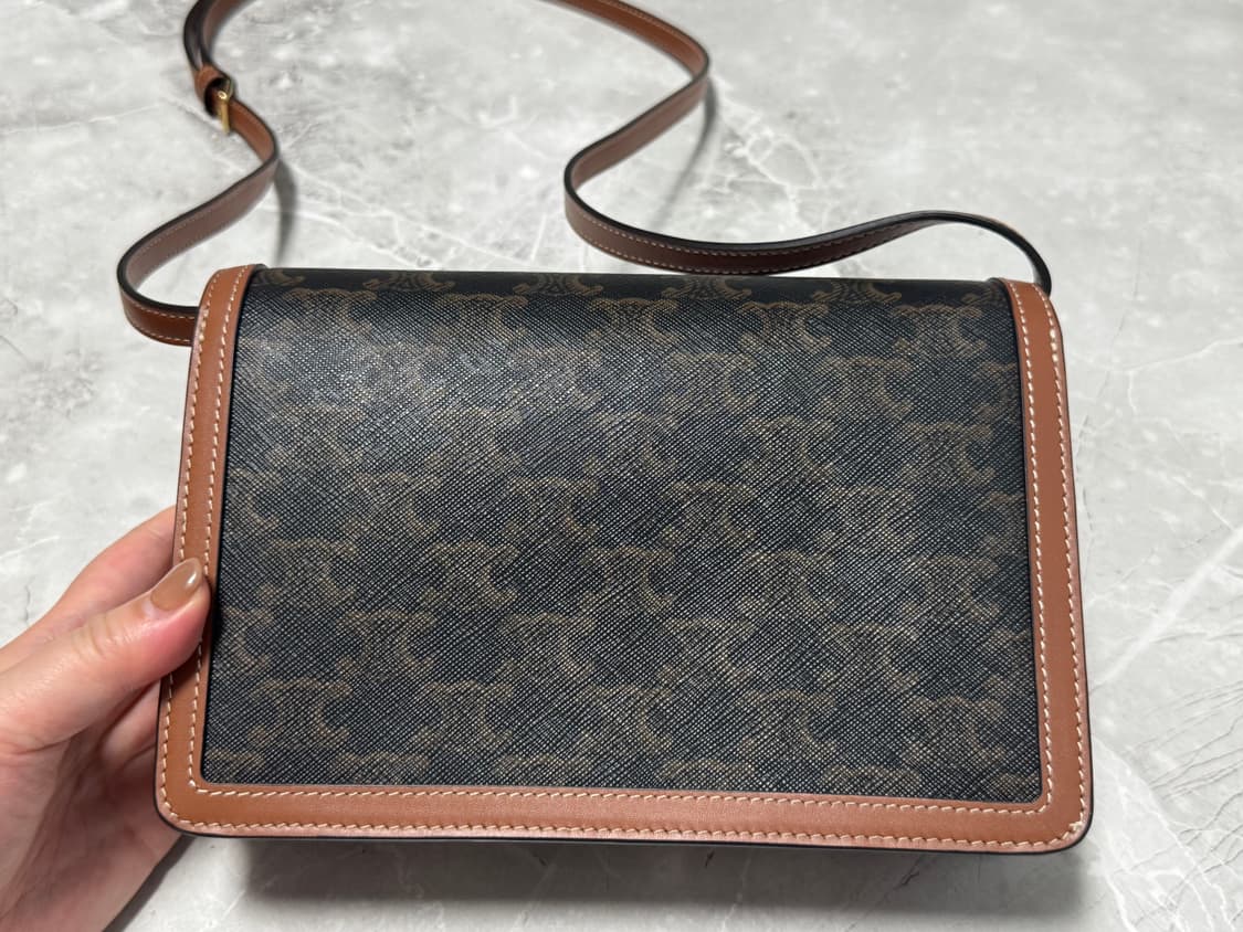 셀린느 엔벨로프 트리옹프 탠 상품이미지6