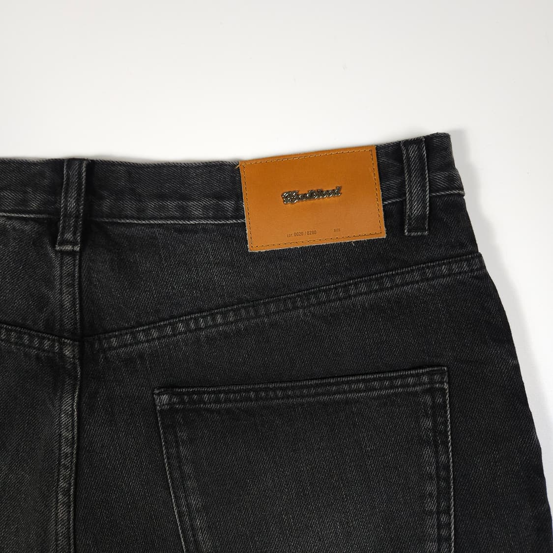 배드블러드 부츠컷 흑청 데님팬츠  상품이미지5