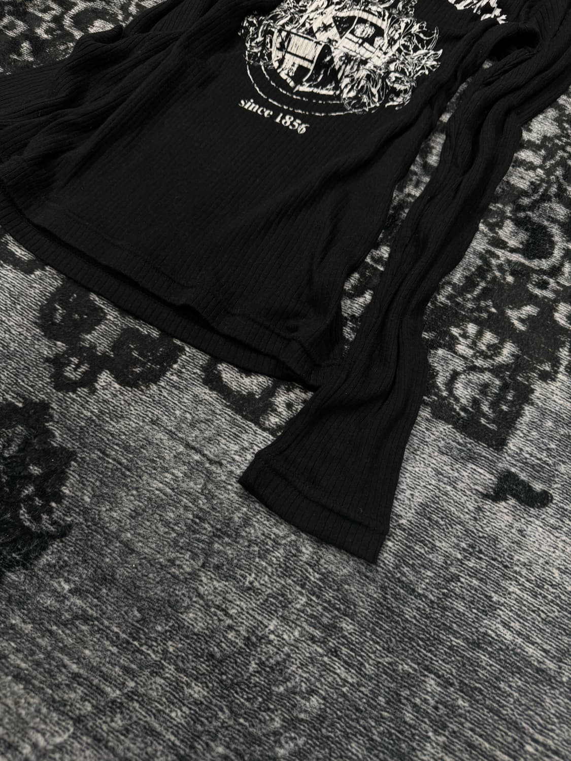 Body wave y2k stud gimmick ribbed cut se 상품이미지5