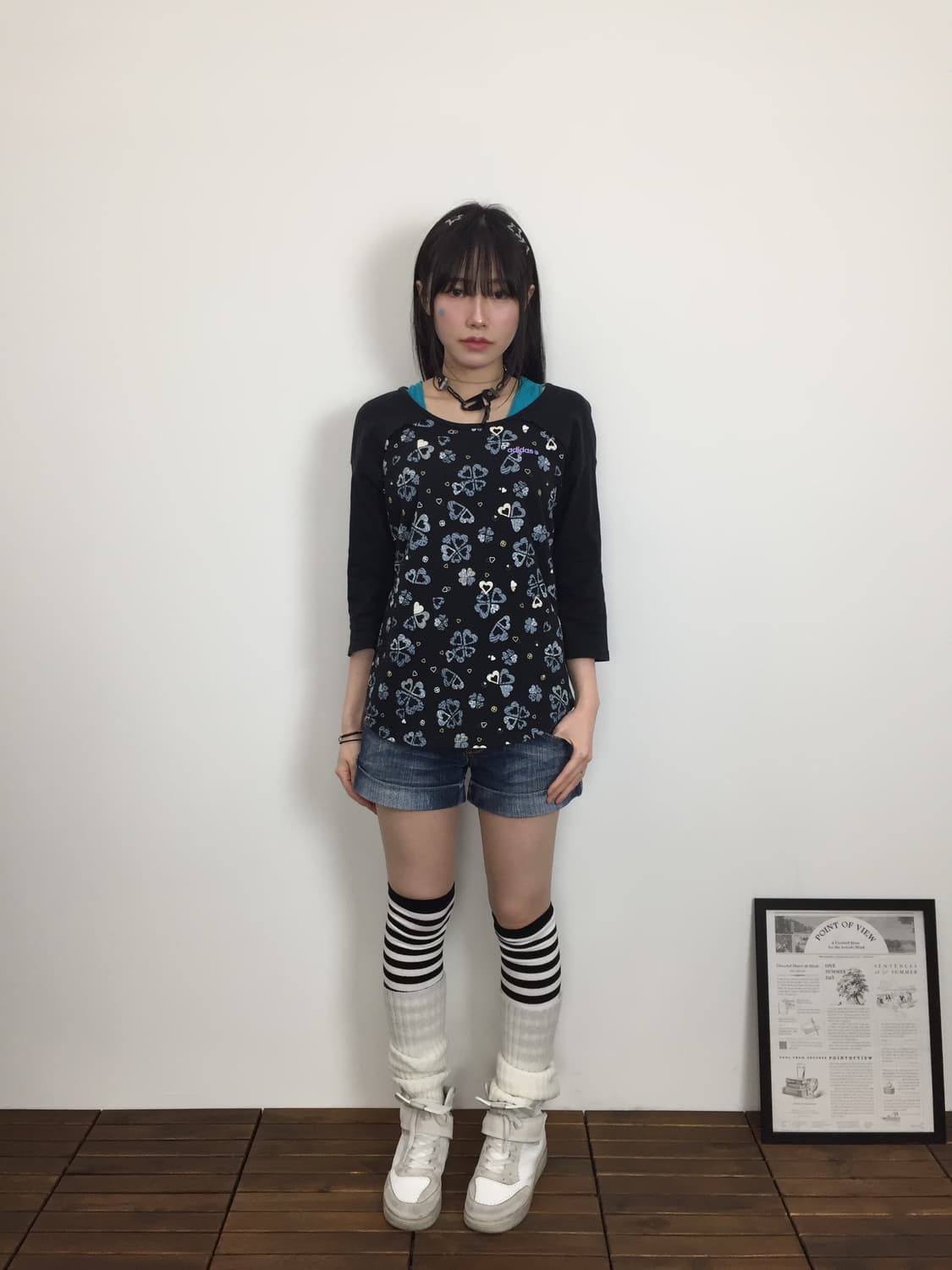 Adidas NEO Label Heart & Clover Tee 상품이미지1