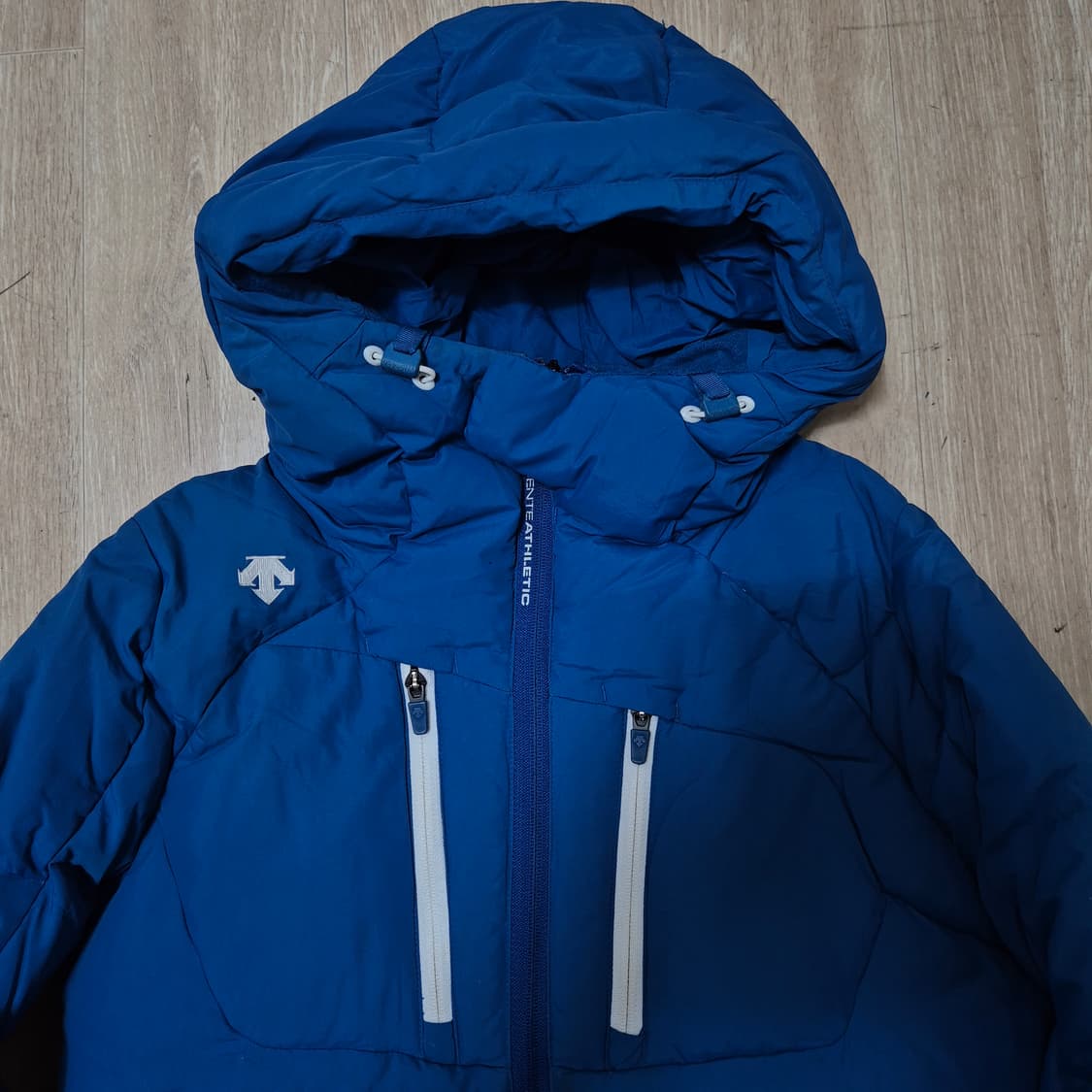 데상트 히트나비 후드 패딩 점퍼 X(85) 상품이미지2