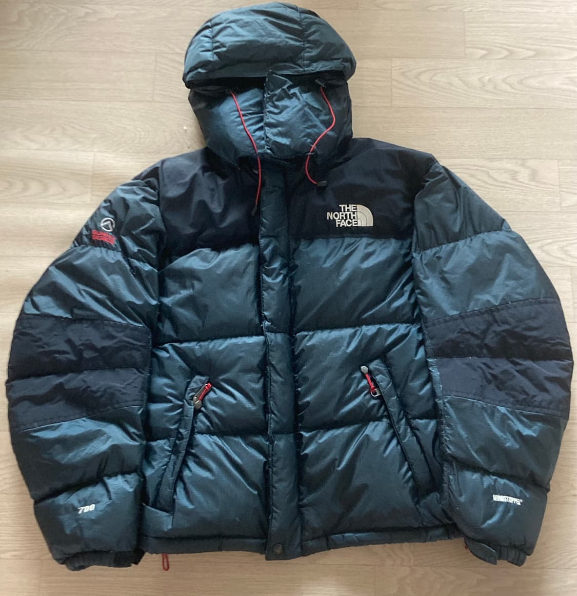 노스페이스 서밋 서미트 700 눕시 패딩 상품이미지1