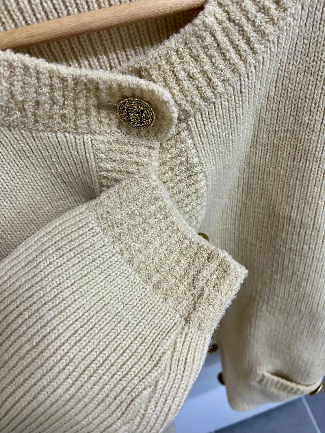 울100 빈티지 베이지 니트 가디건 상품이미지4