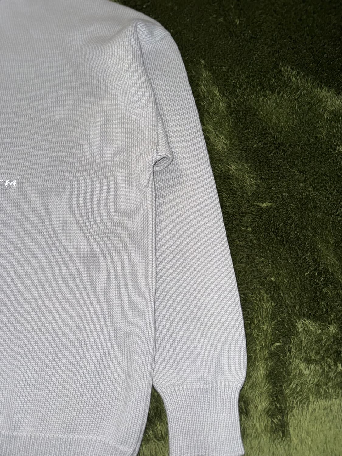 [48] heliot emil 엘리엇 에밀 리플렉티브 로고 크루넥 니트 상품이미지6