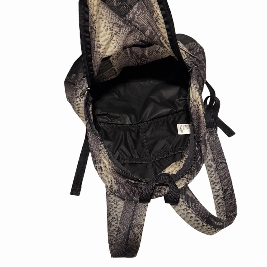 18SS 슈프림 X 노스페이스 스네이크스킨 라이트웨이트 데이 팩 상품이미지2