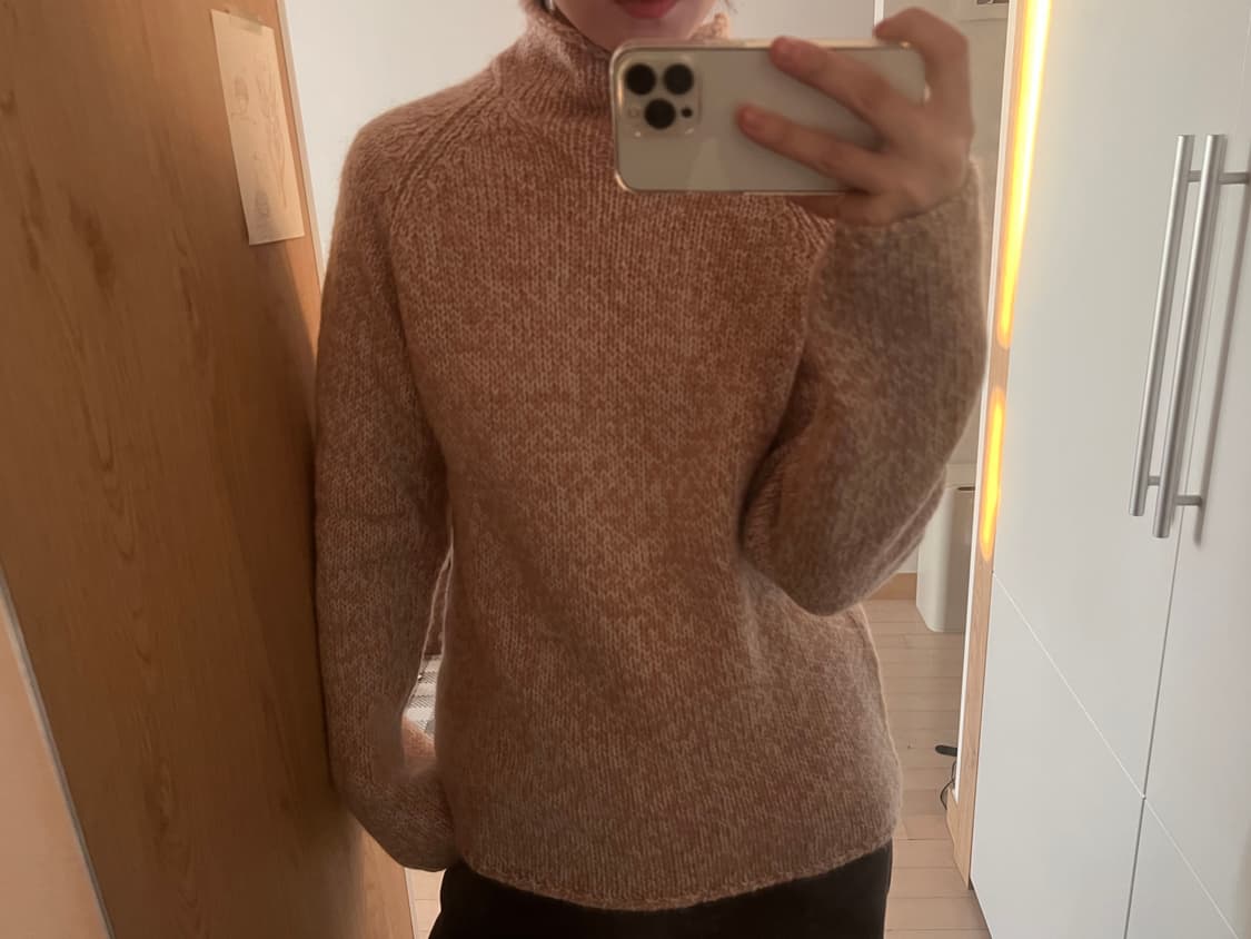 미치코 런던 pink knit (착용컷) 상품이미지4