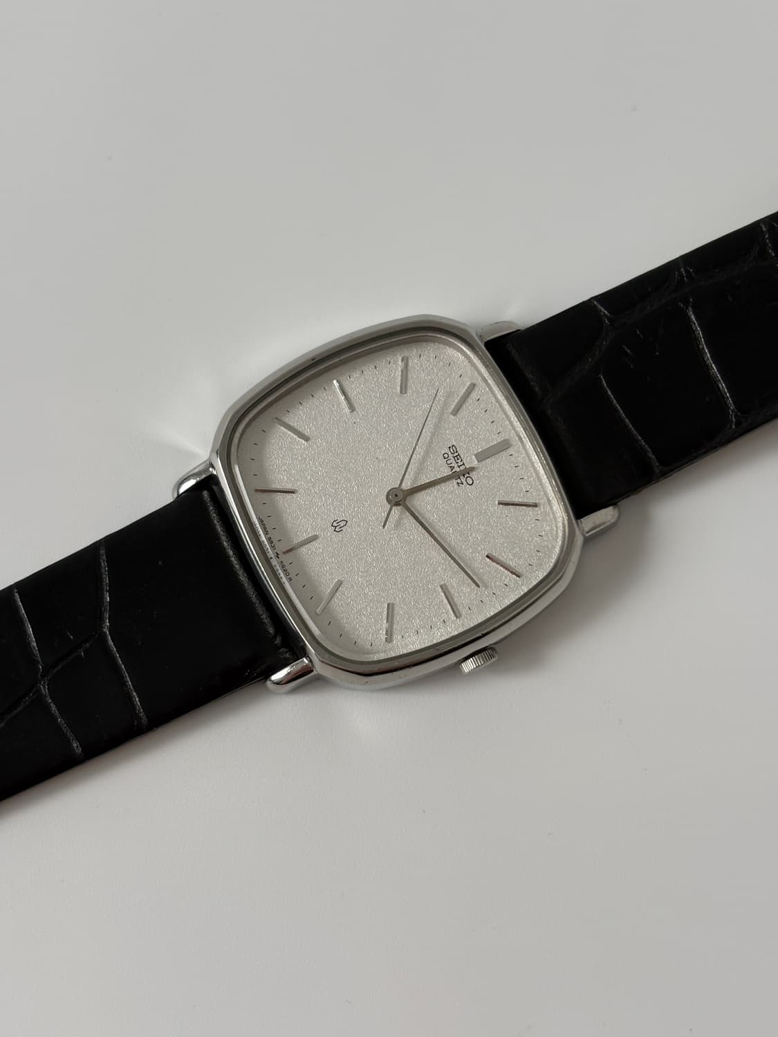 1980년대 Chariot 텍스처 다이얼 실버 스퀘어 쿼츠 남성 상품이미지5