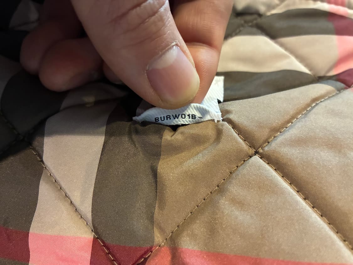 M) 버버리 타이팅 퀄팅 코트 블랙 상품이미지6