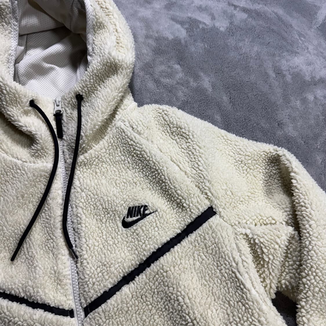 나이키 아이보리 뽀글이 후드집업 상품이미지2