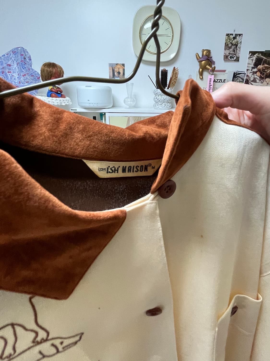 ISH MAISON 스웨이드 배색 강아지 자수 셔츠 블라우스 상품이미지6