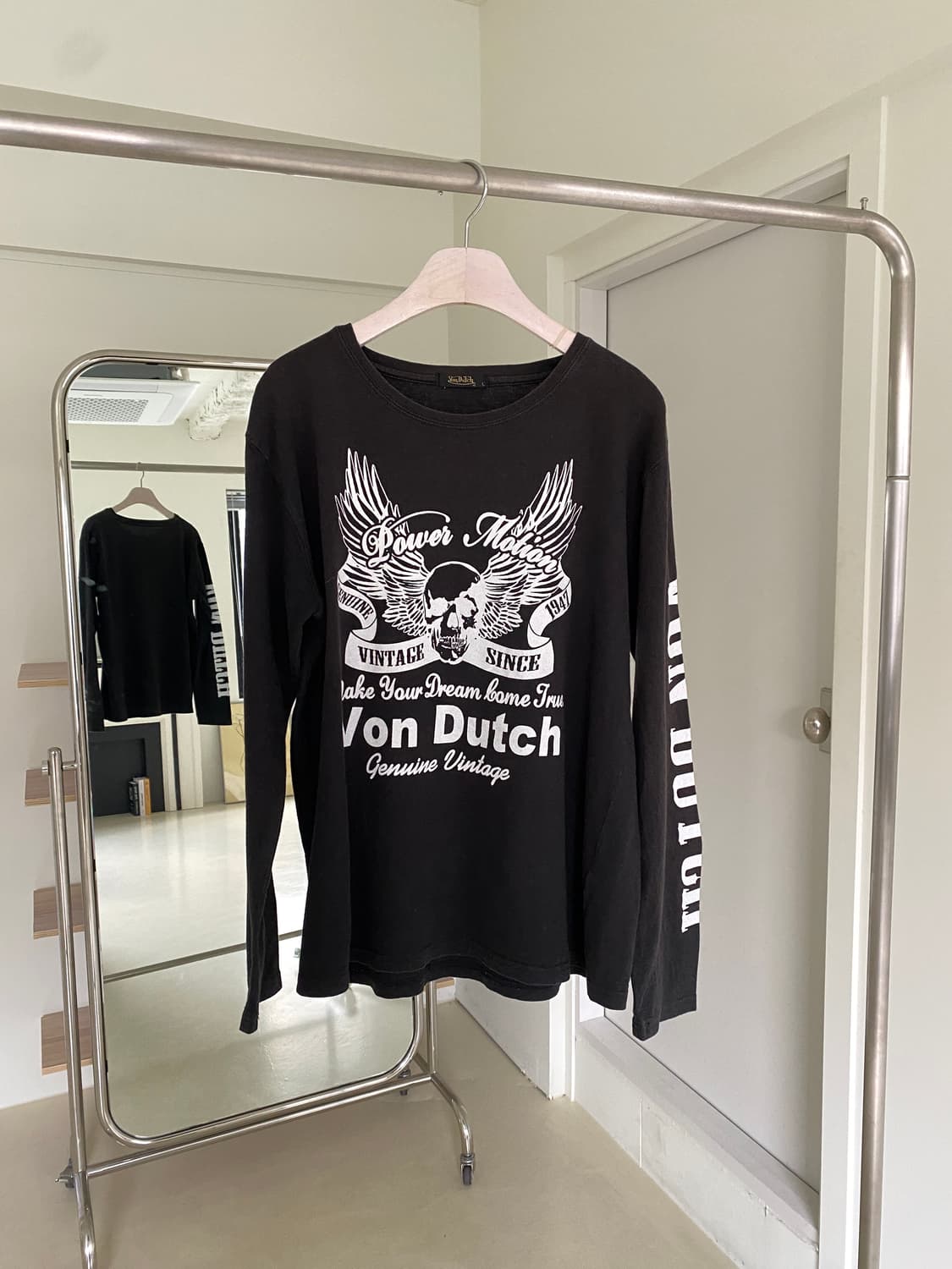 본더치 스컬 롱슬리브 상품이미지1