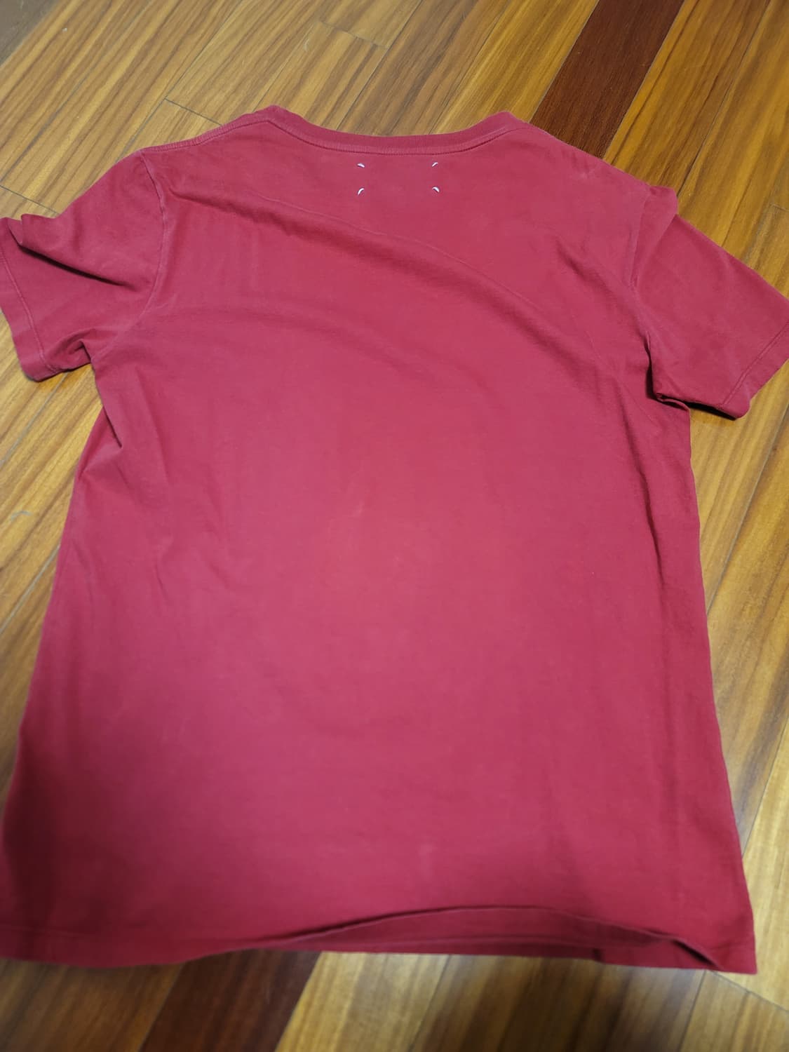 마르지엘라 버건디 티셔츠 상품이미지2