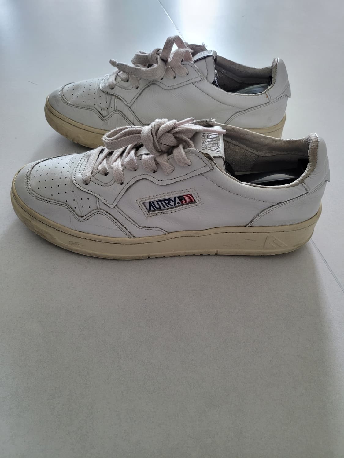 [판매] 시간이 흐를수록 멋진, 오트리 메달리스트 화이트 (43 사이즈) 상품이미지2