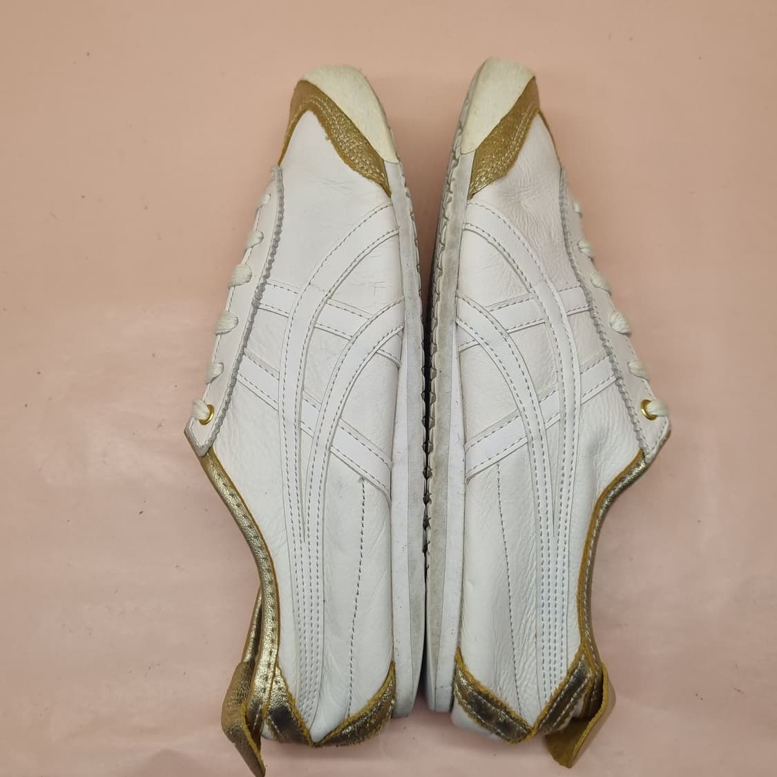 오니츠카타이거 멕시코66 골드 스니커즈 250 상품이미지5