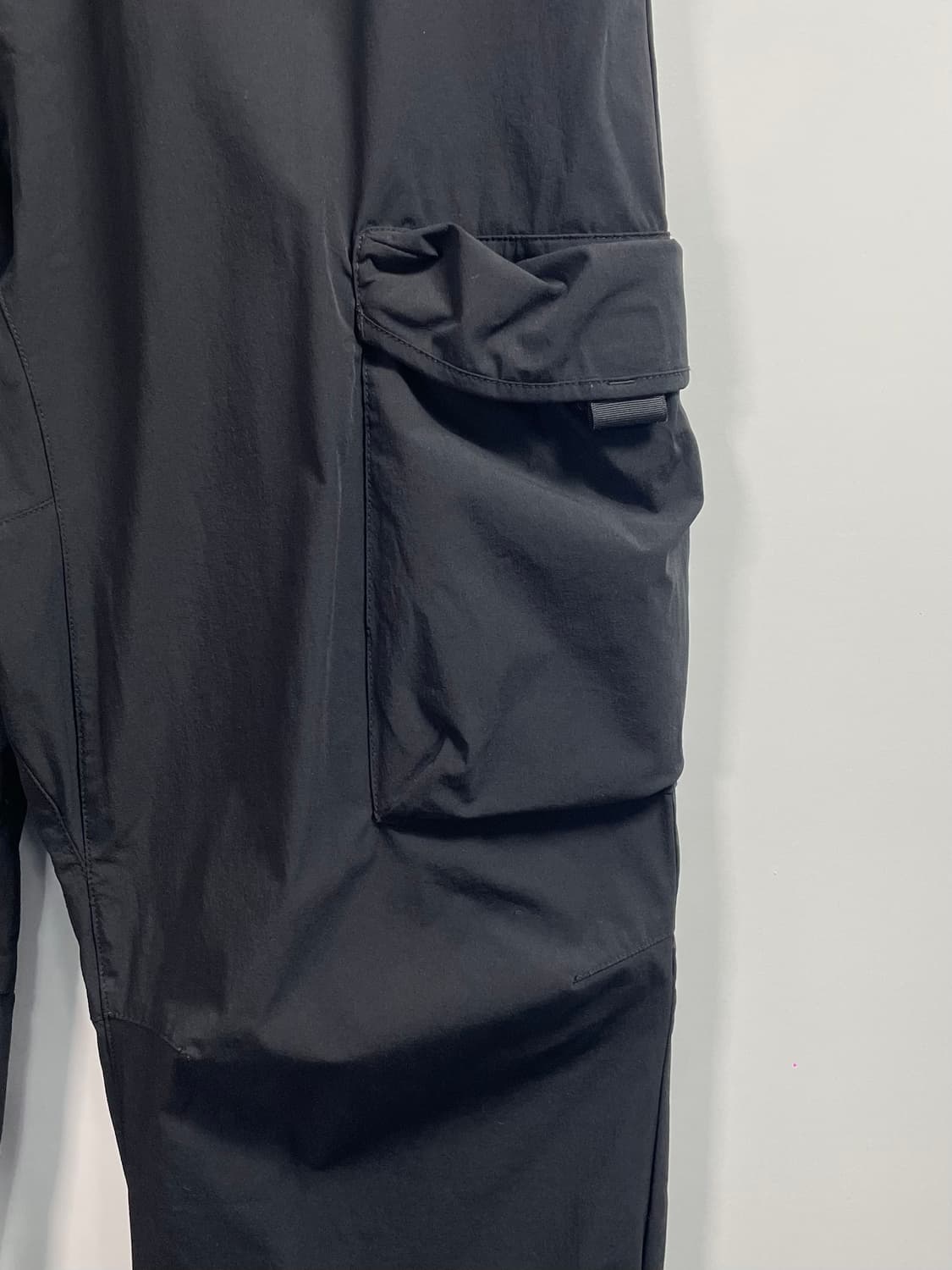 칼하트 wip 나일론 카고 팬츠 (onp.33) 상품이미지5