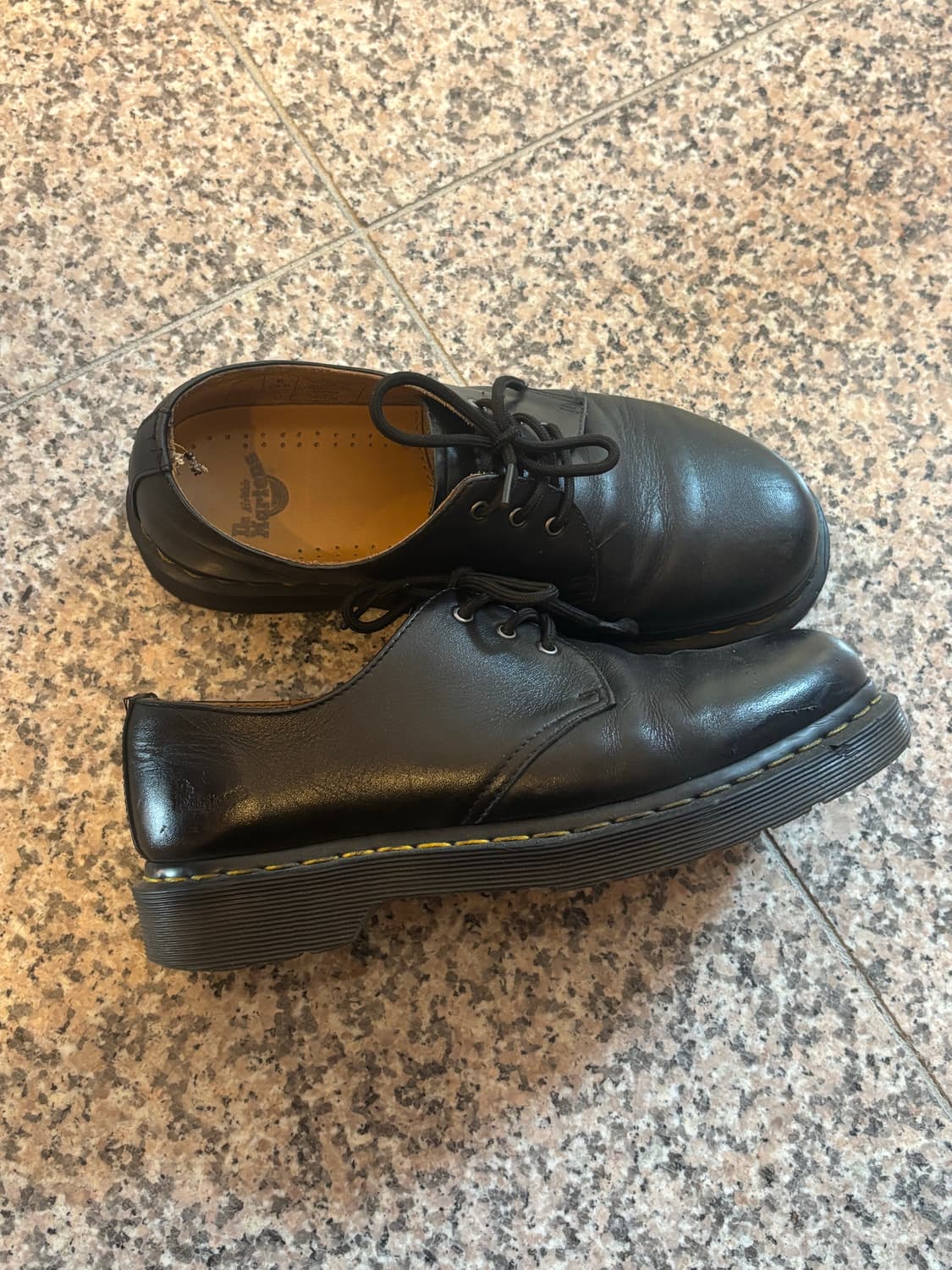 닥터마틴 1461 240 상품이미지1