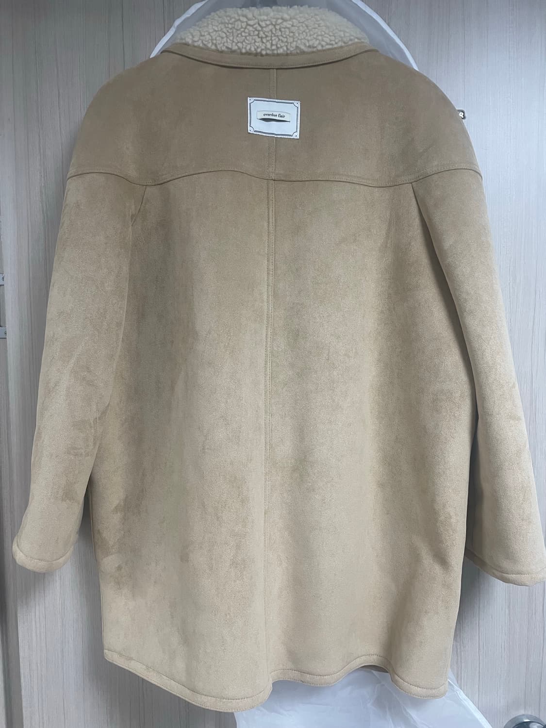 오버듀플레어 무스탕 상품이미지4