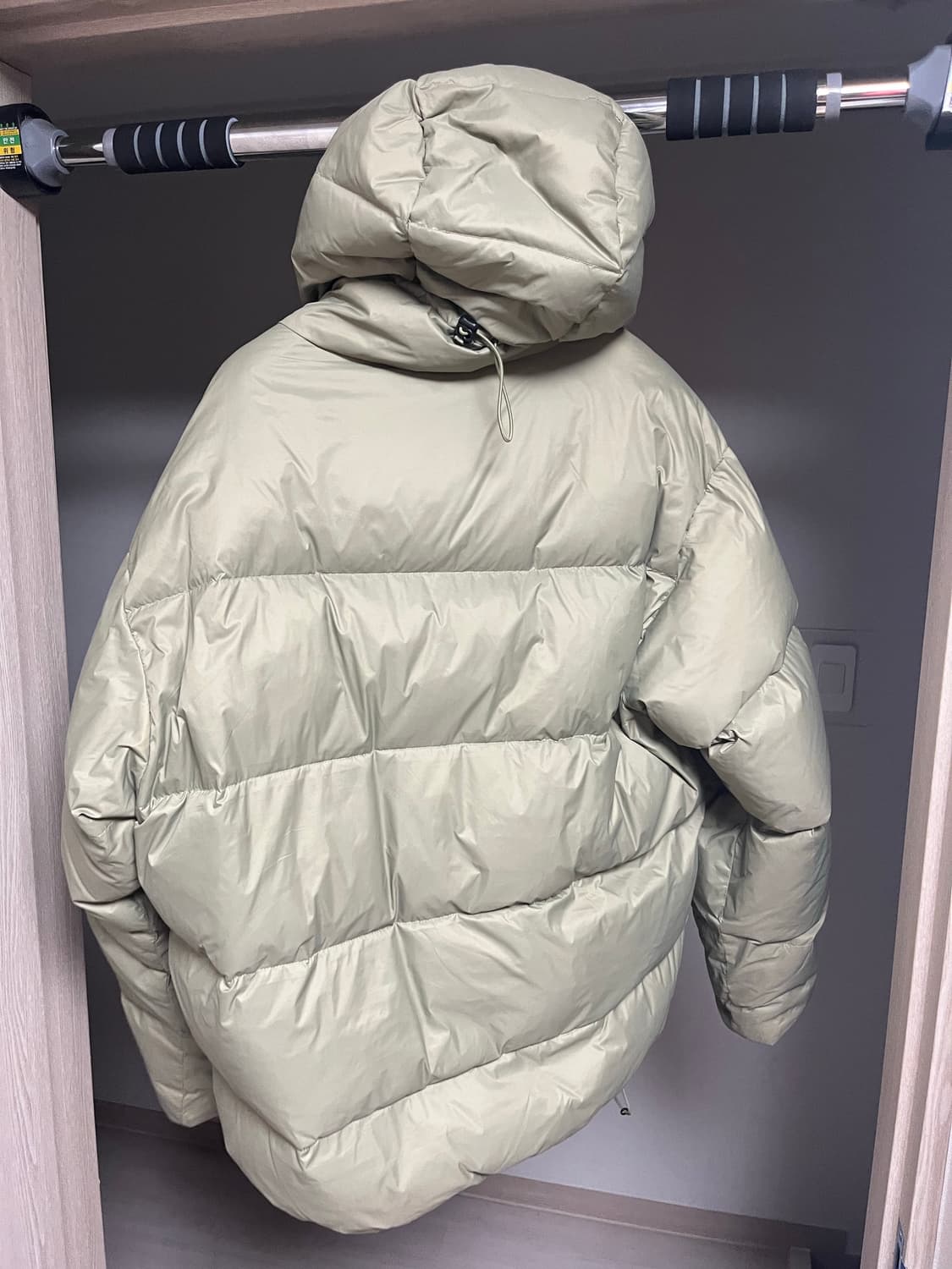 아웃스탠딩 패딩 상품이미지1