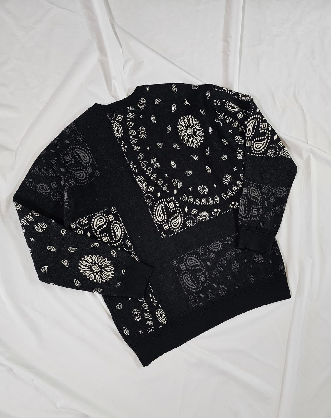 [100] 정가20만) 지오송지오 남성 페이즐리 반다나 니트 상품이미지6