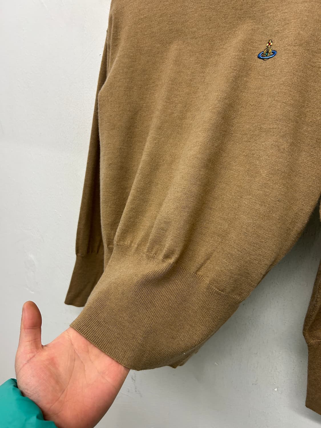 비비안웨스트우드 ORB 니트 상품이미지3