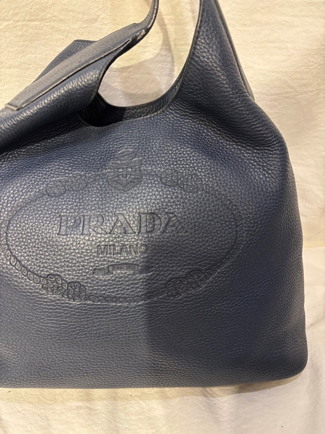 프라다 비텔로 다이노 호보백 네이비 가방 상품이미지2