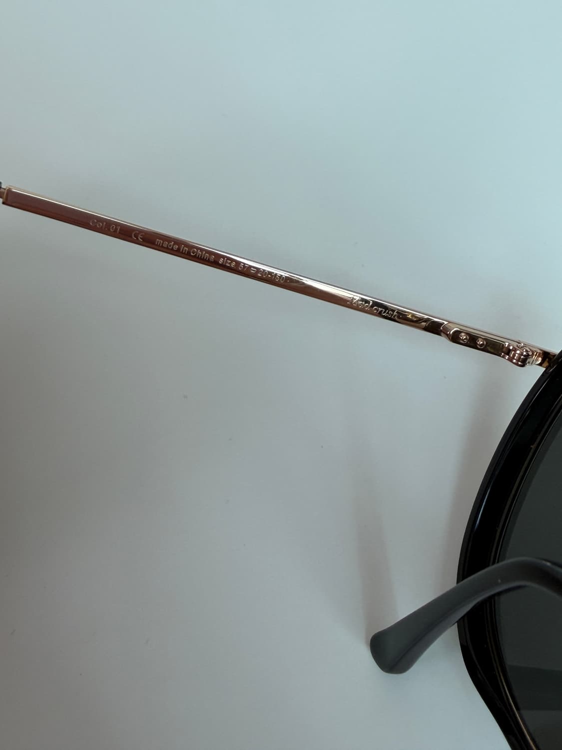 젠틀몬스터 Mad Crush 블랙/골드 선글라스 상품이미지7