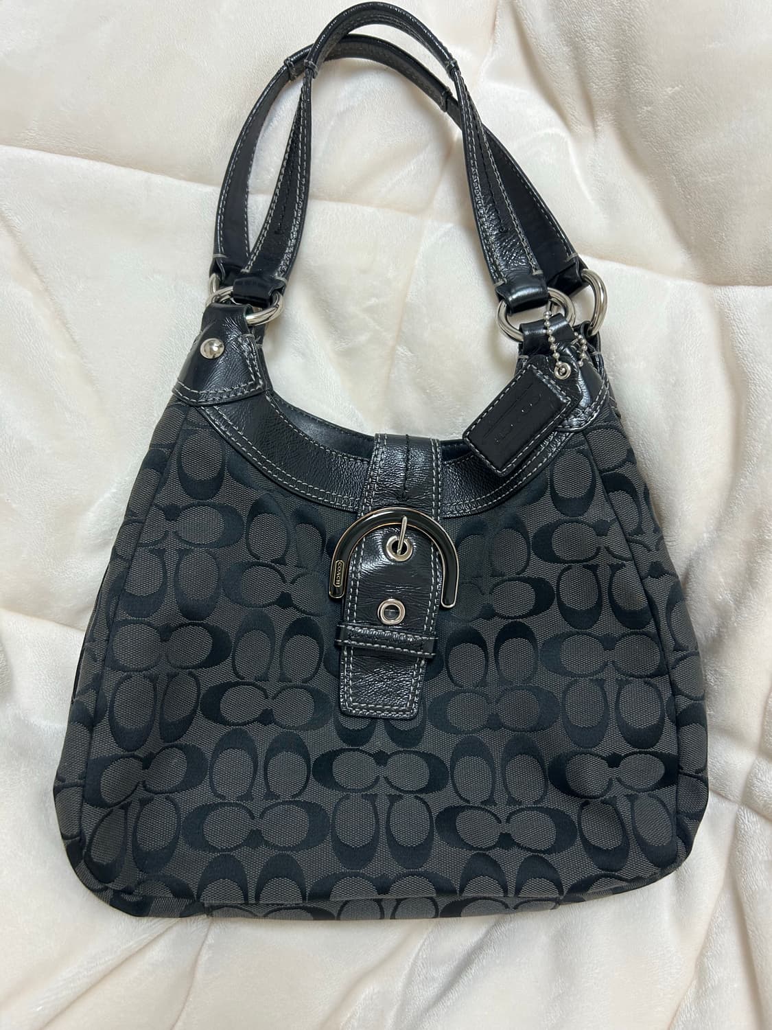 코치 y2k 숄더백 상품이미지1