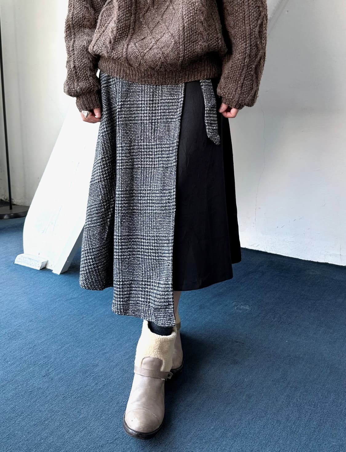 Tweed fabric wrap panel loose skirt 상품이미지7