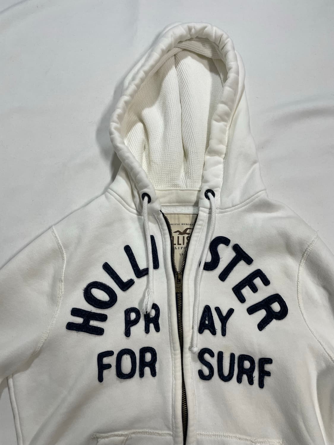 홀리스터 화이트 후드집업 상품이미지3