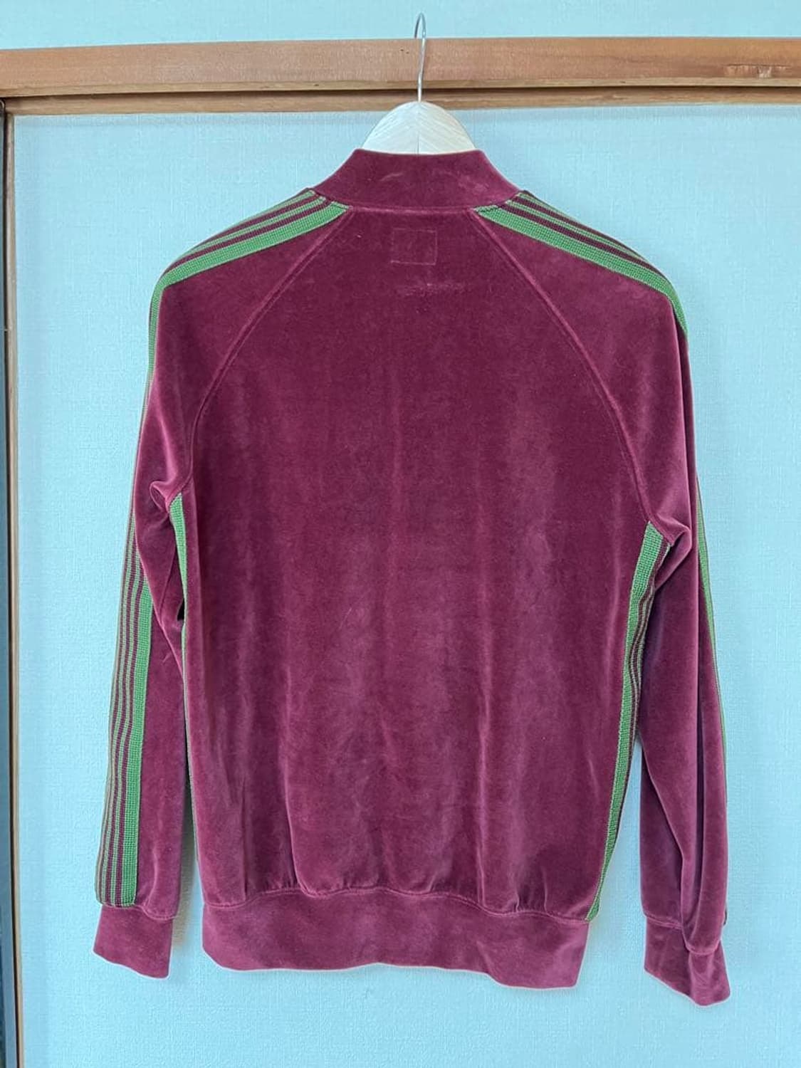 니들스 립 칼라 트랙 자켓 C/PE 벨루어 버건디 상품이미지2